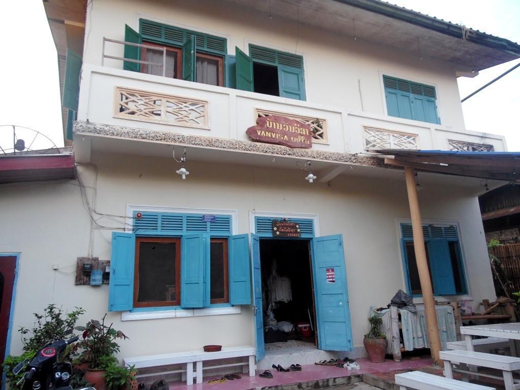 Vanvisa Guesthouse Luang Prabang Esterno foto