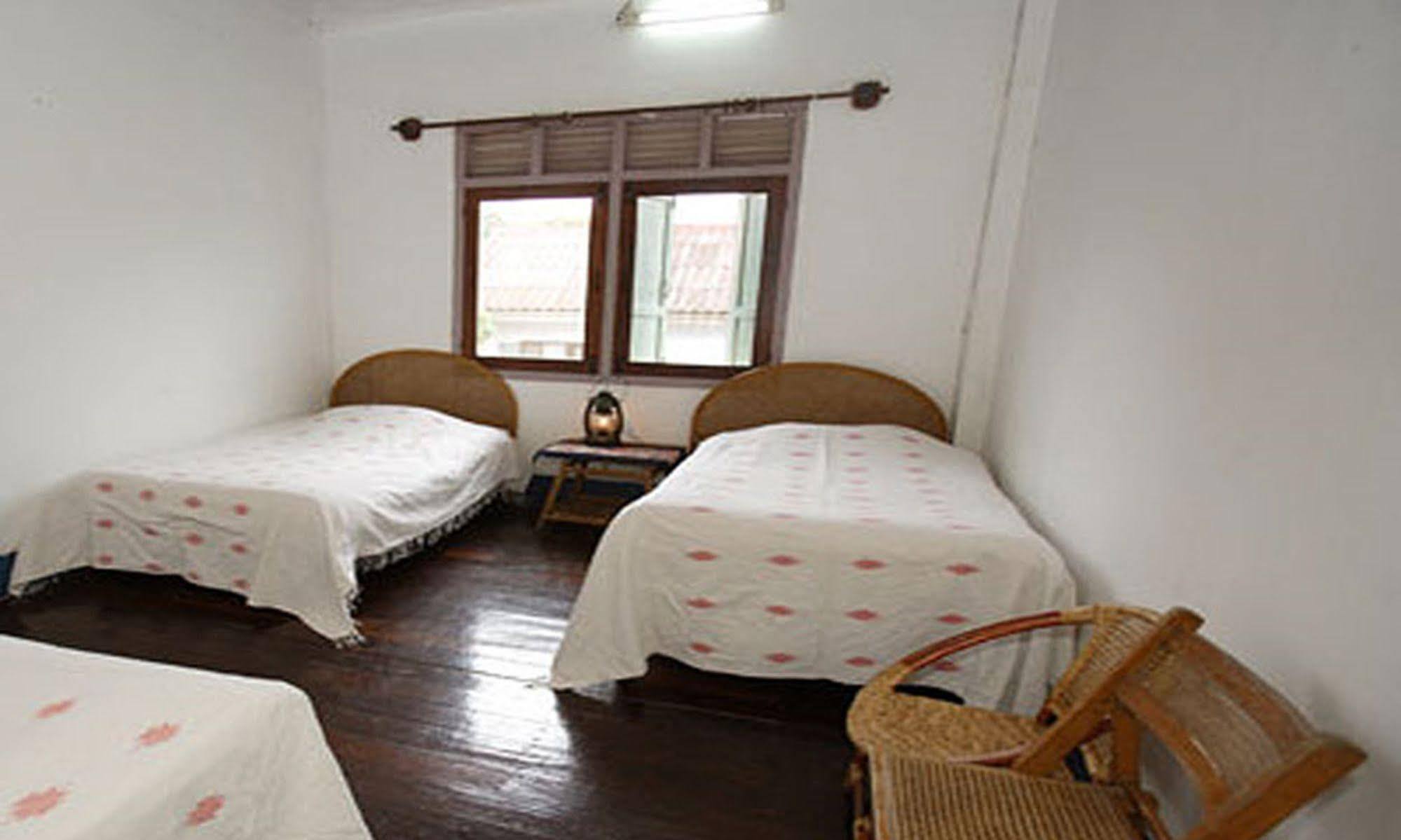 Vanvisa Guesthouse Luang Prabang Esterno foto